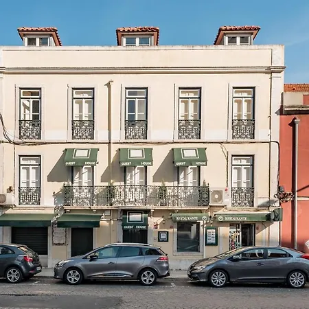 Private Apartment In Lisbon アパート
