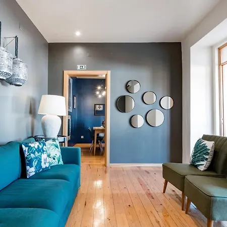 Private Apartment In Lisbon アパート *